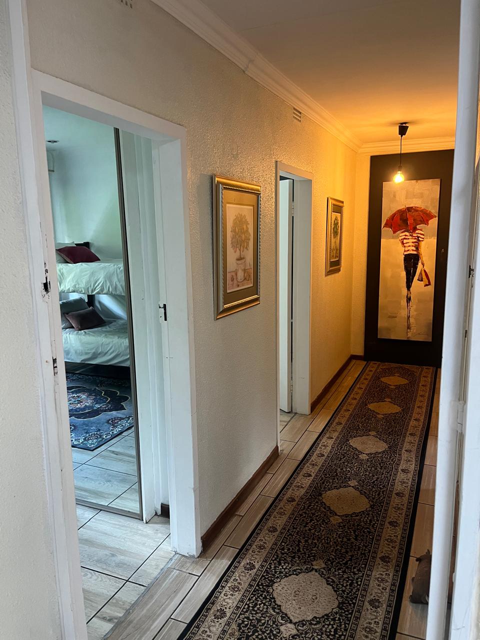 Unit 5: Violet - Luxury Large 2 Bedroom Unit - Sleeps 4 - Image 5